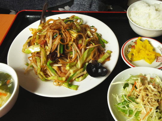 台湾料理 金源 東員店