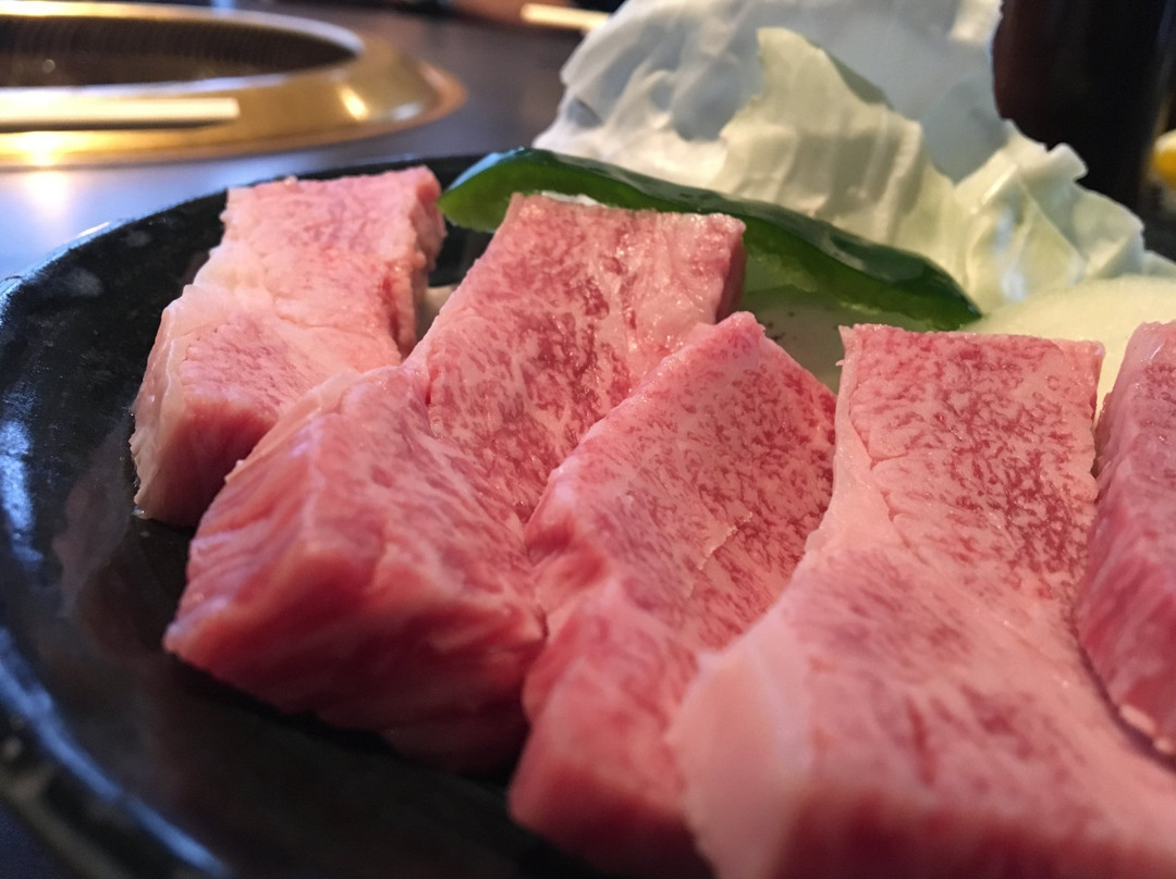 肉工房 初栄