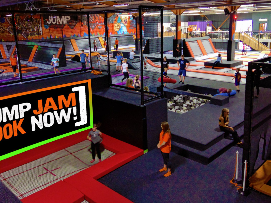 Jump Jam Trampoline Park景点图片