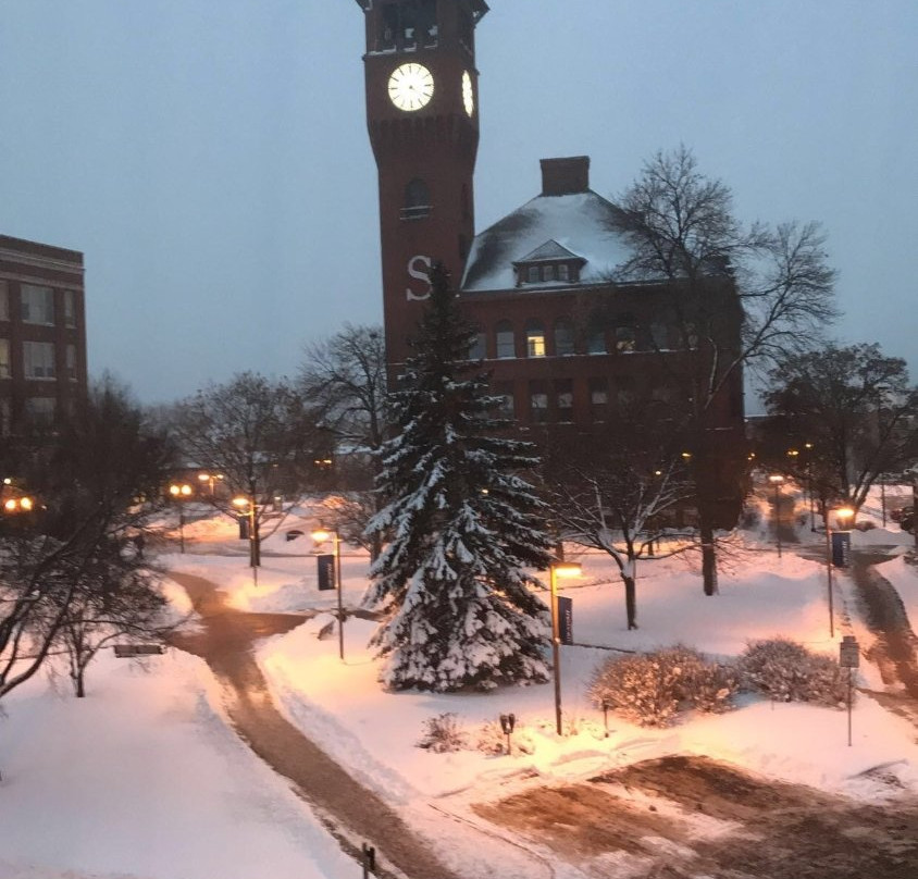 Cobblestone Inn & Suites at UW Stout - Downtown Menomonie主图