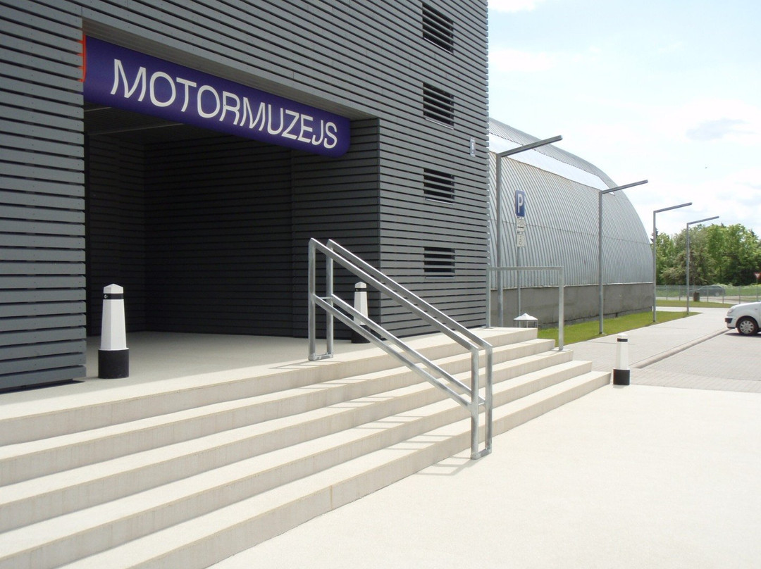 Pamusa旅游景点-The branch of the Riga Motor Museum in Bauska