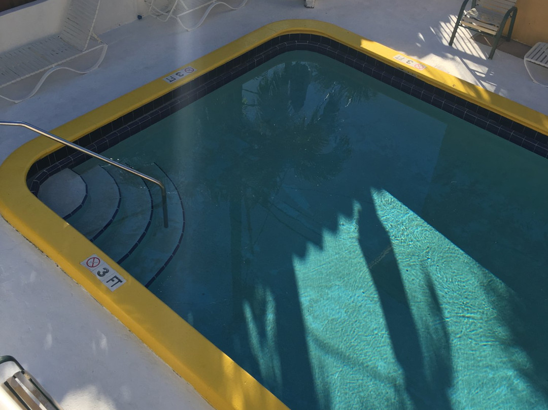 迪杰海滩度假酒店主图