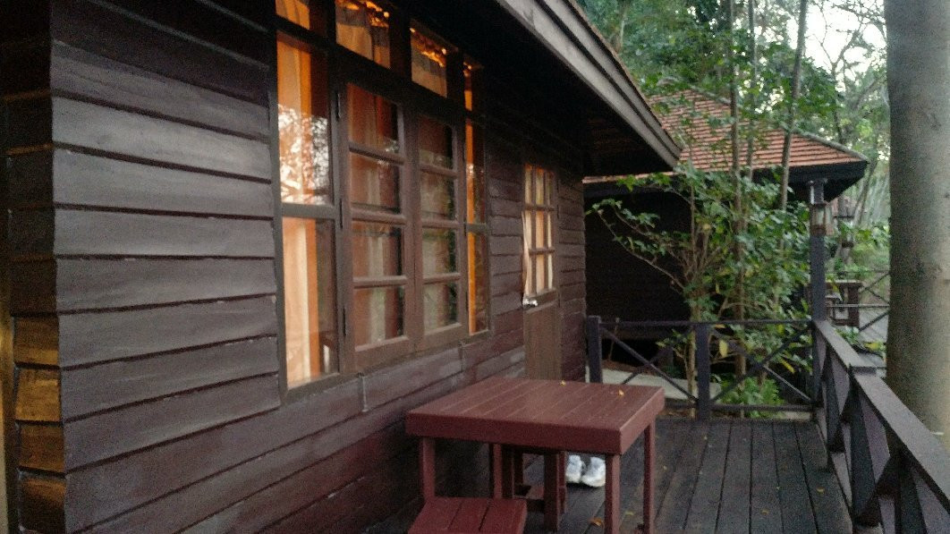 华富里巴撒寺山坡度假村主图