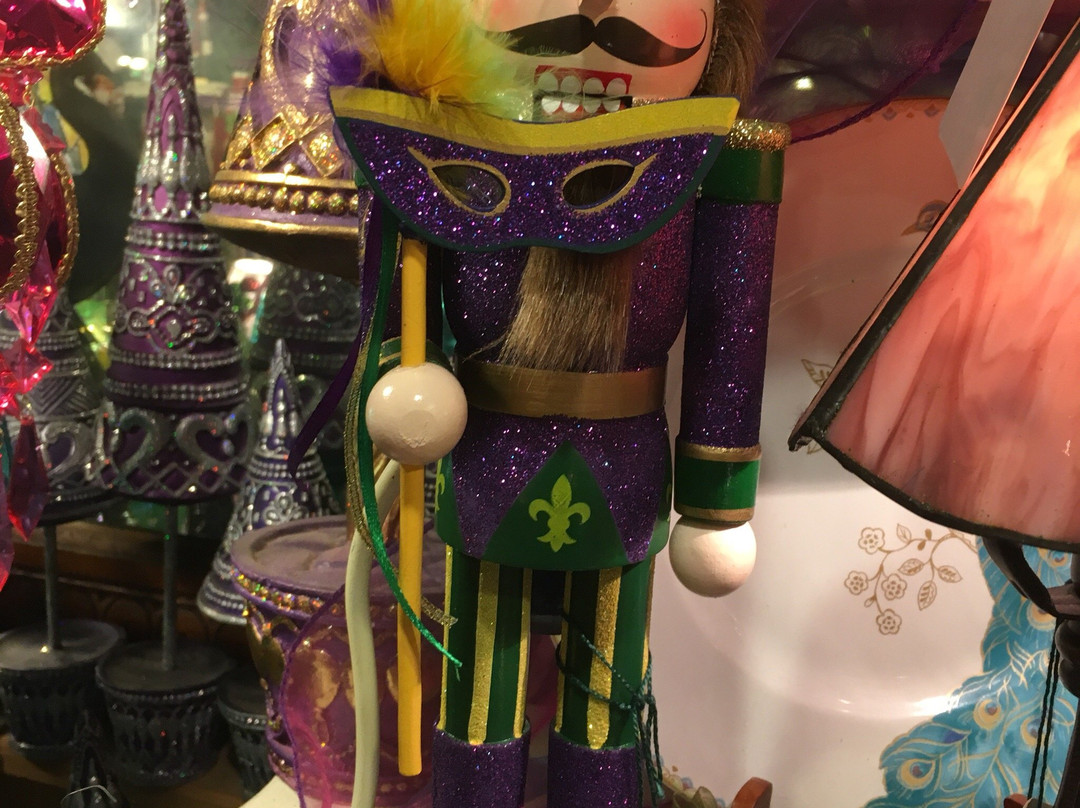 Hand of Man-Owego必去景点