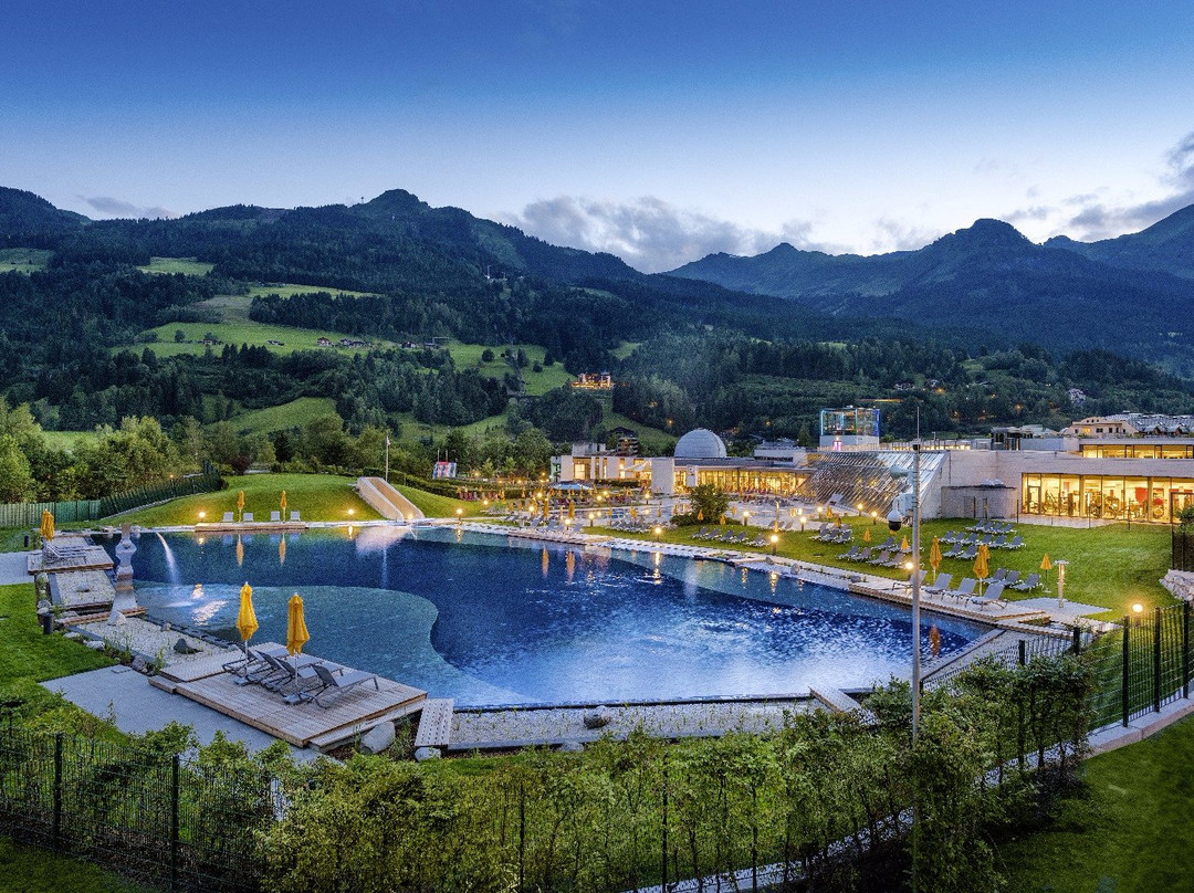 泉霍夫卡斯汀旅游景点-Alpentherme Gastein