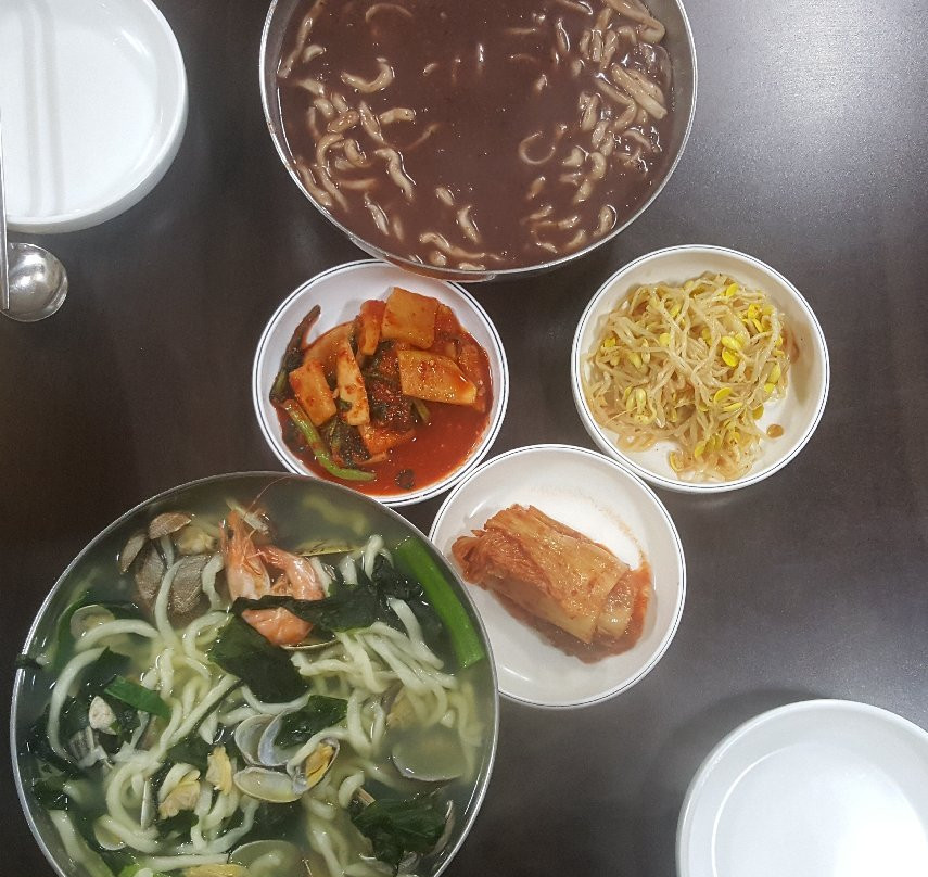 和顺郡餐馆和美食-Bong Suni Redbean Porridge