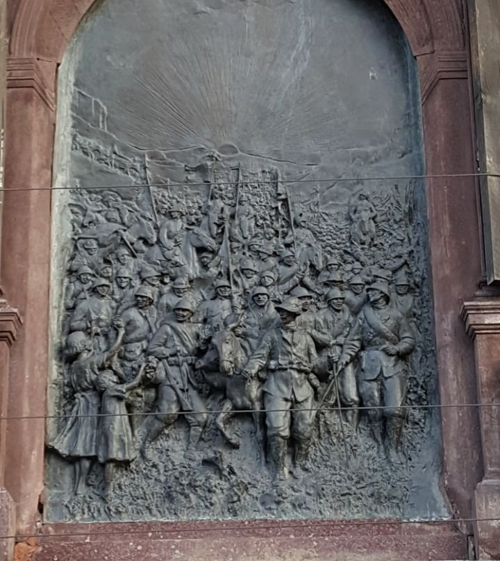 Monumento al Soldato Valdostano景点图片