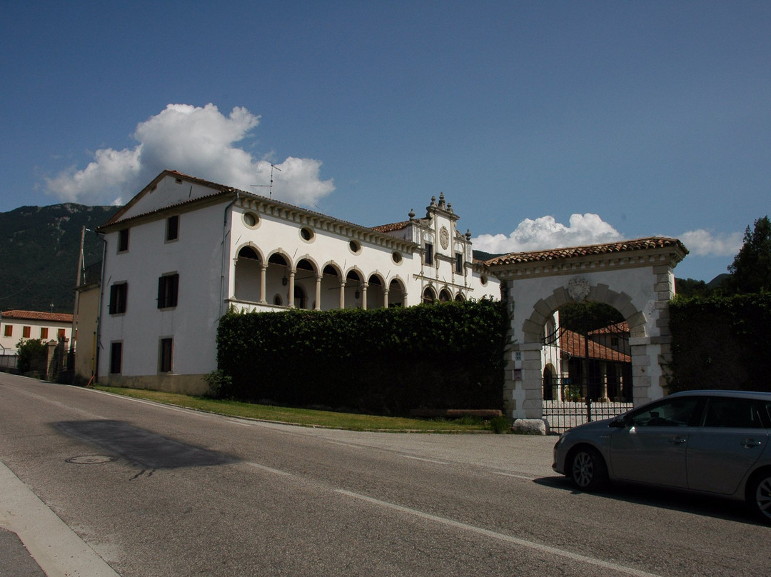 Villa Troier Salvador Bacchiani景点图片