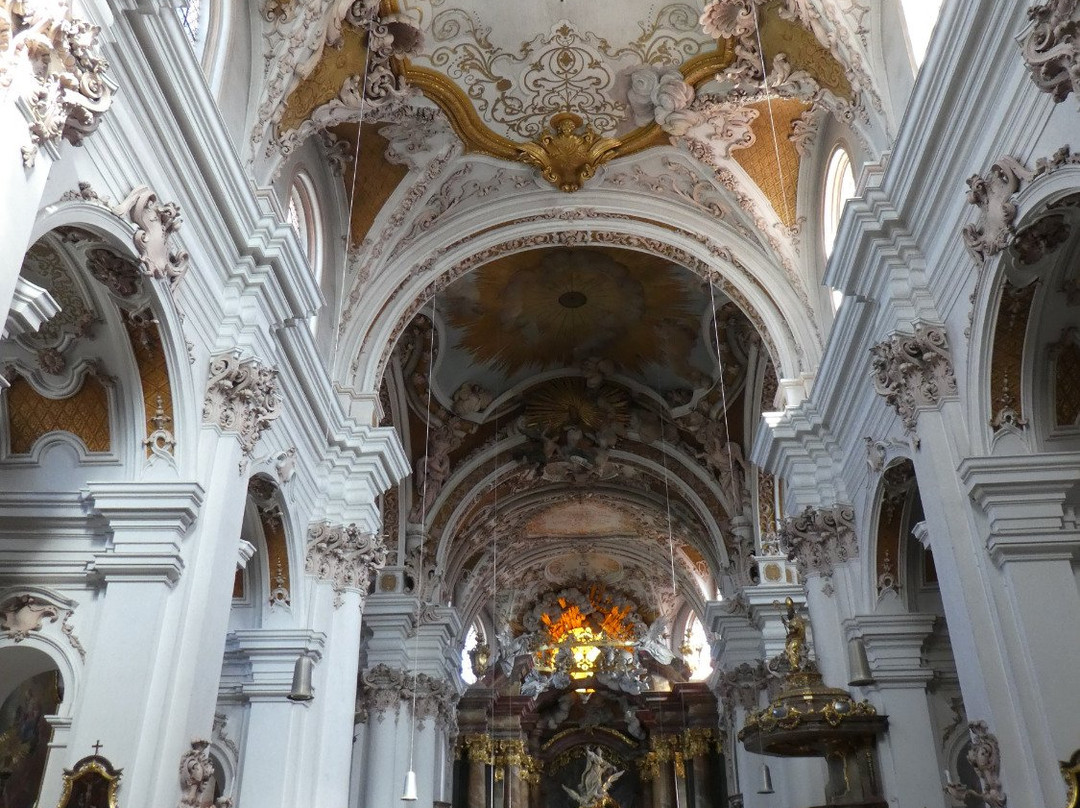 Benediktinerabtei Braunau in Rohr-Rohr必去景点