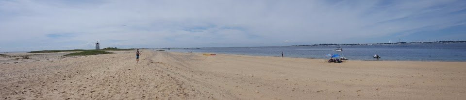 Long Point Beach景点图片