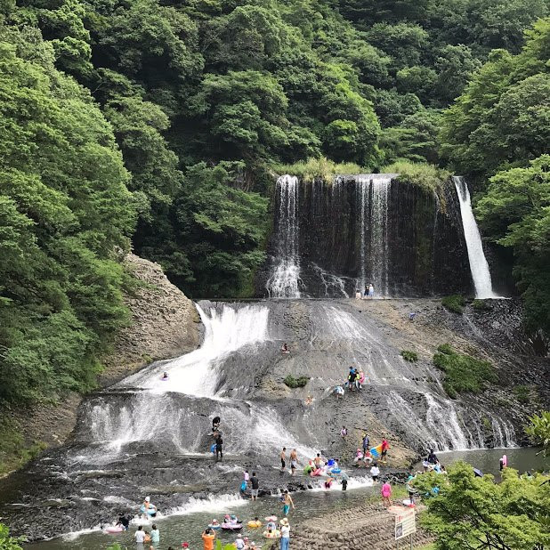 Ryumon Falls景点图片
