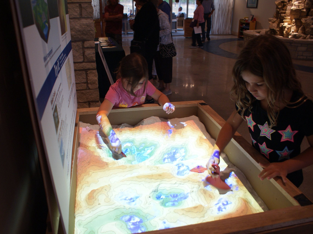 Indian Creek Nature Center-锡达拉皮兹必去景点