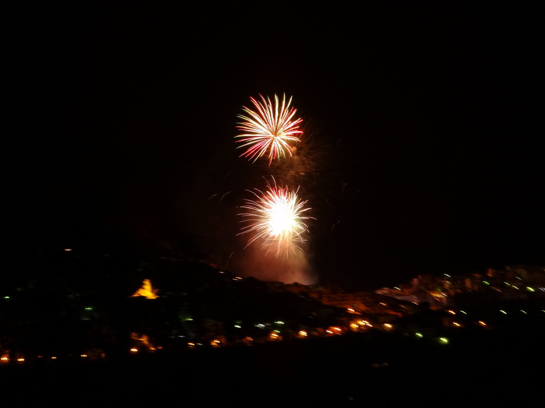 Castillo de Lizar-弗里希利亚纳必去景点