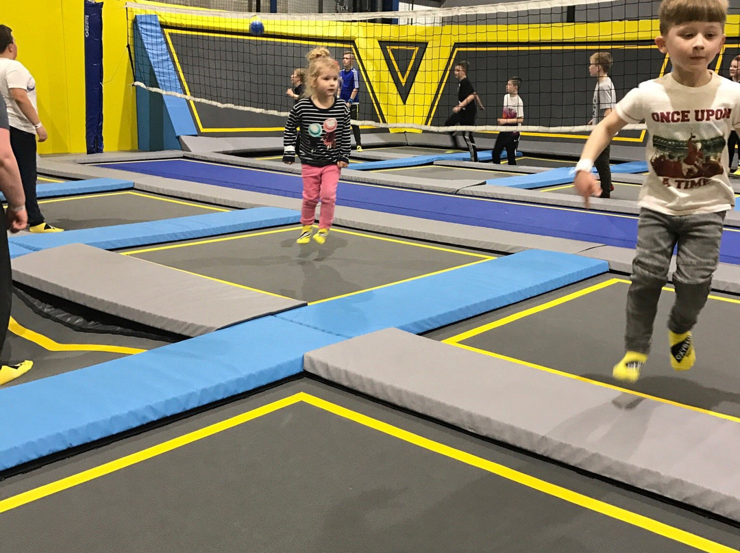 Oxygen Freejumping Trampoline Park-曼彻斯特必去景点