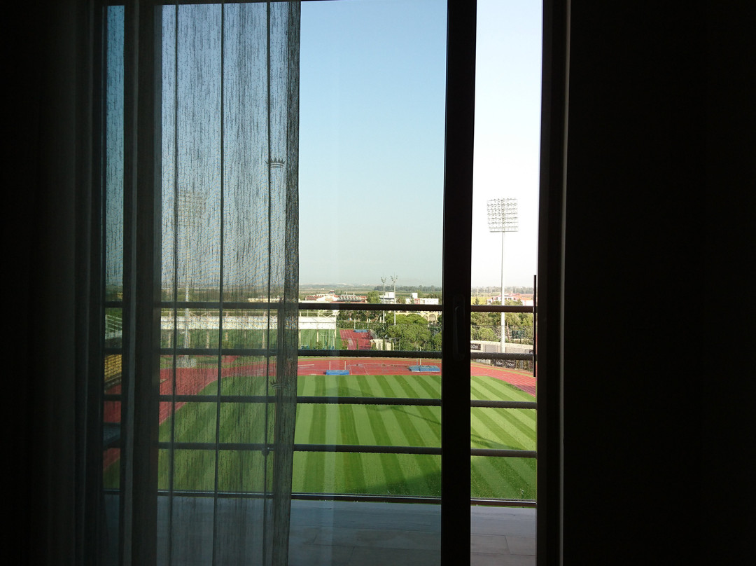 Gloria Sports Arena主图