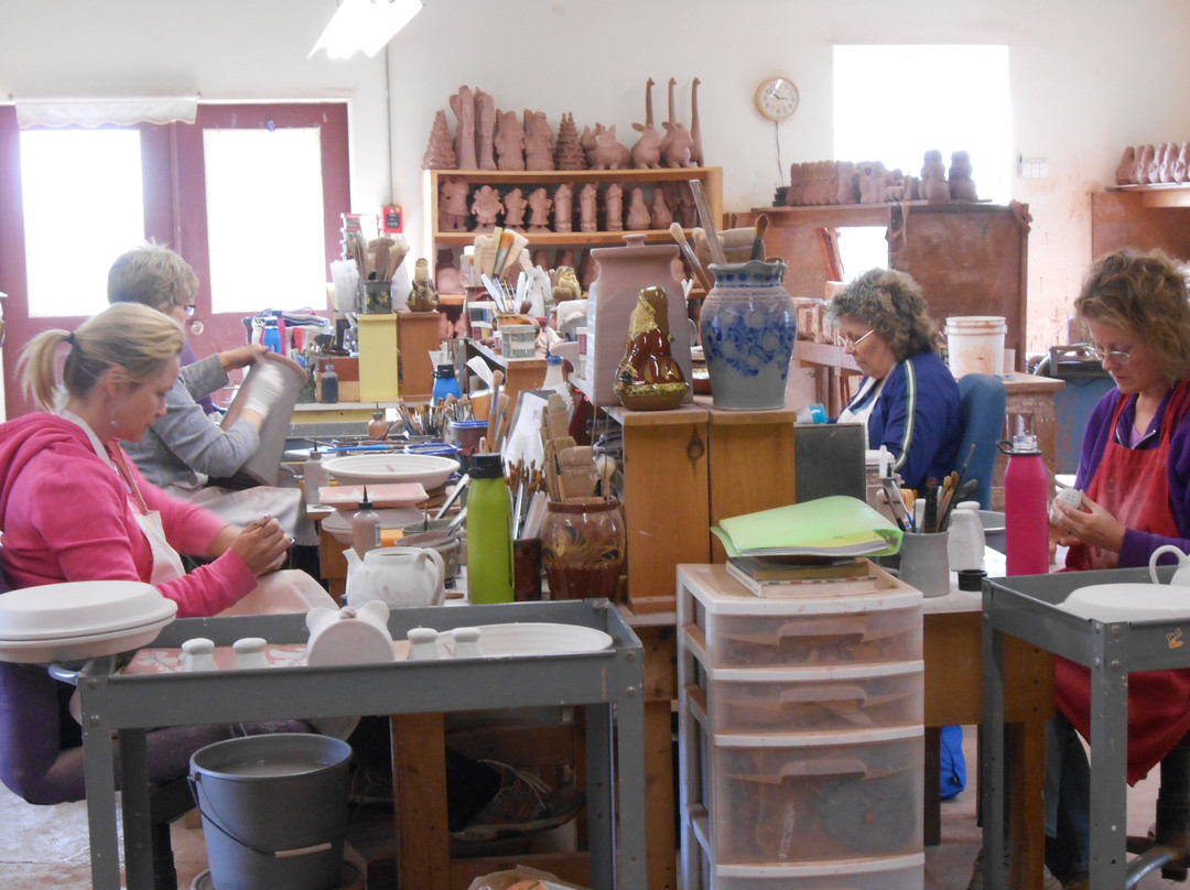 Eldreth Pottery Factory Showroom and Tour景点图片