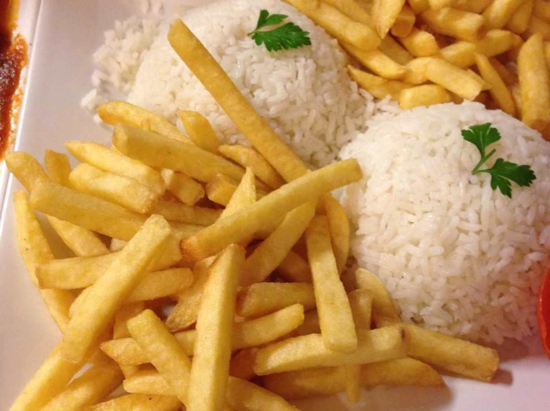 Ponta Pora餐馆和美食-Skaly Burg