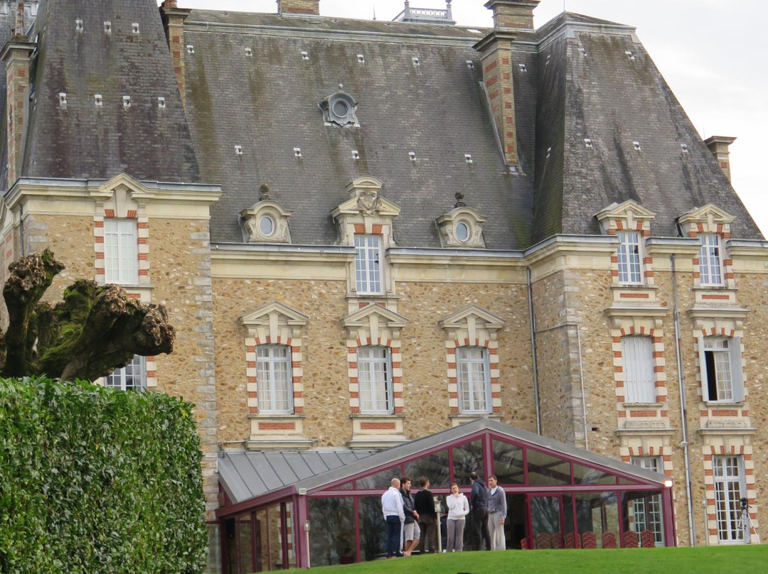 Chateau de Montbraye主图