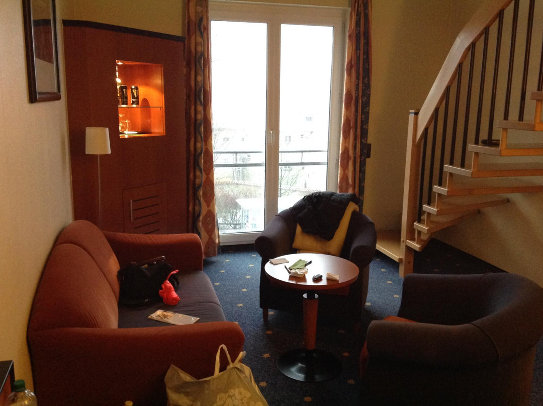 Allee Parkhotel Maximilian