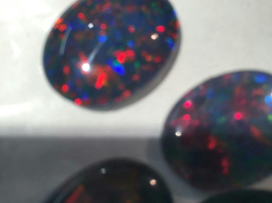 The Opal Cave-Lightning Ridge必去景点