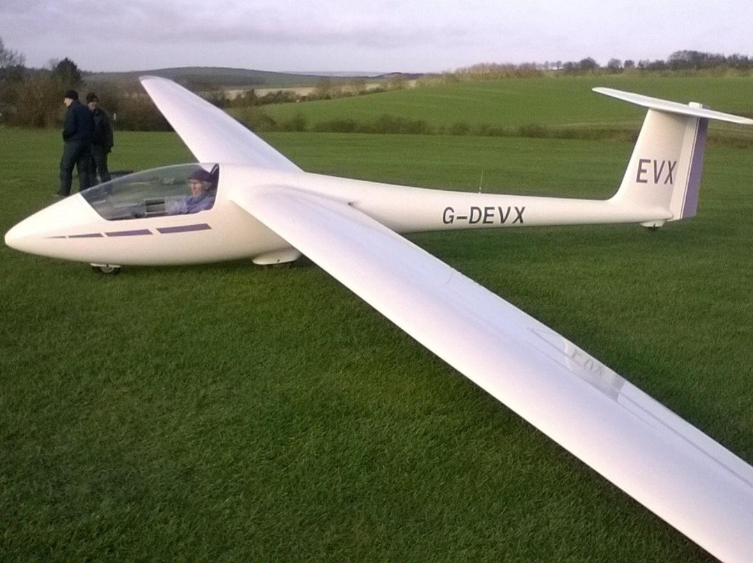 London Gliding Club-Day Classes景点图片