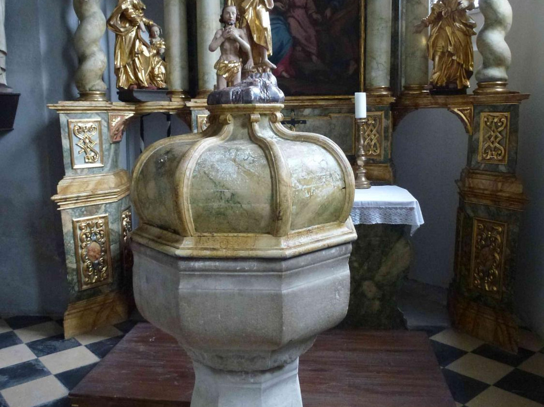 Stadtpfarrkirche Maria Himmelfahrt景点图片