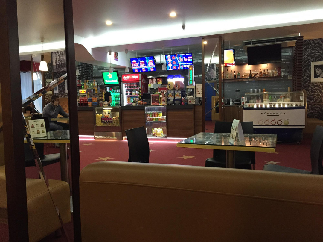 Krasnorechenskoye旅游景点-Hollywood