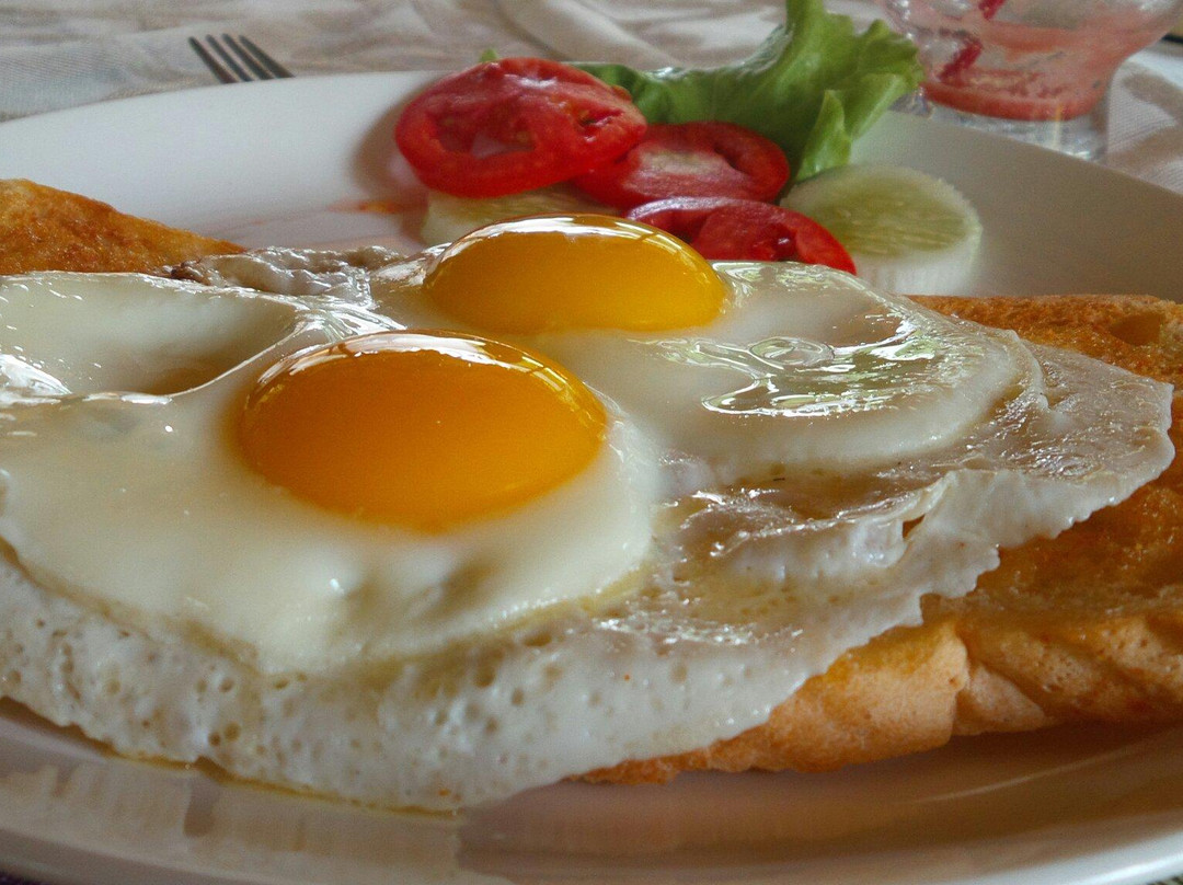 Relish Unique Dining & Bar