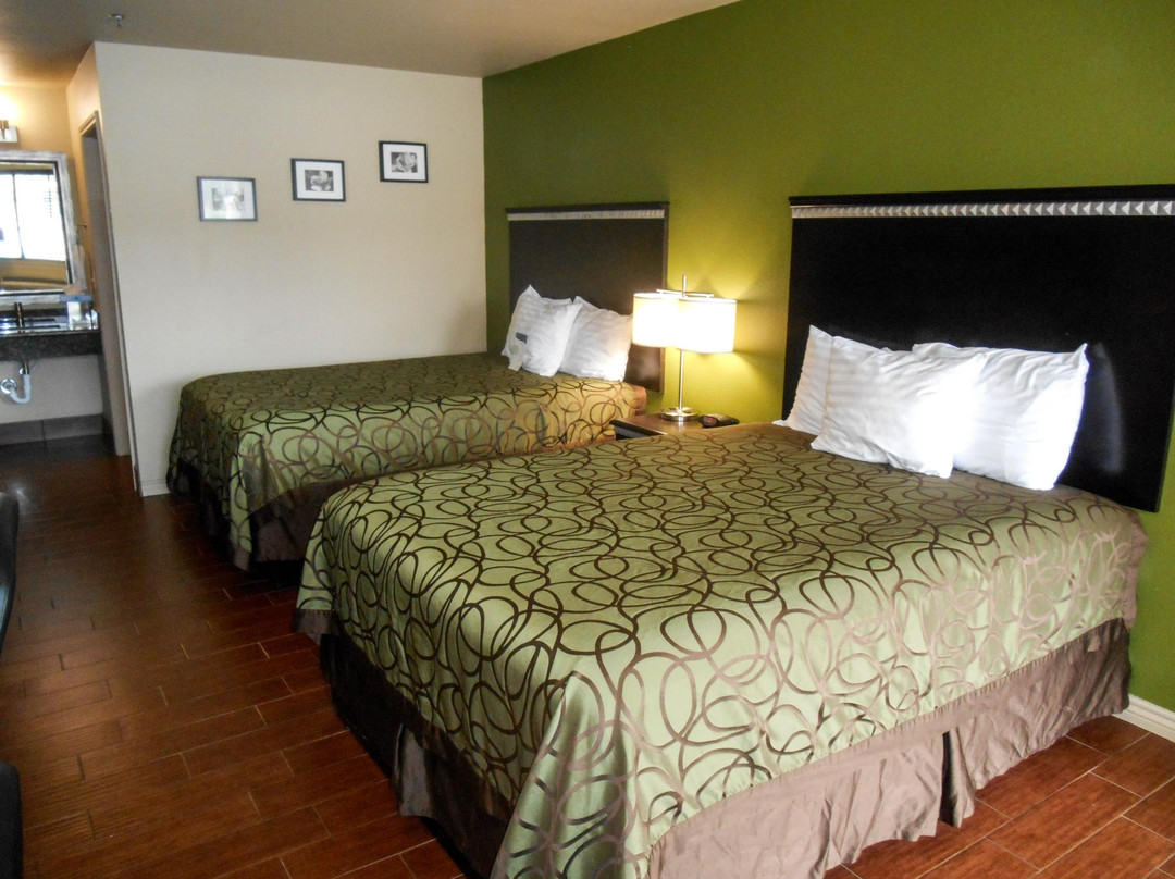 La Vernia酒店住宿-Motel 6 Floresville