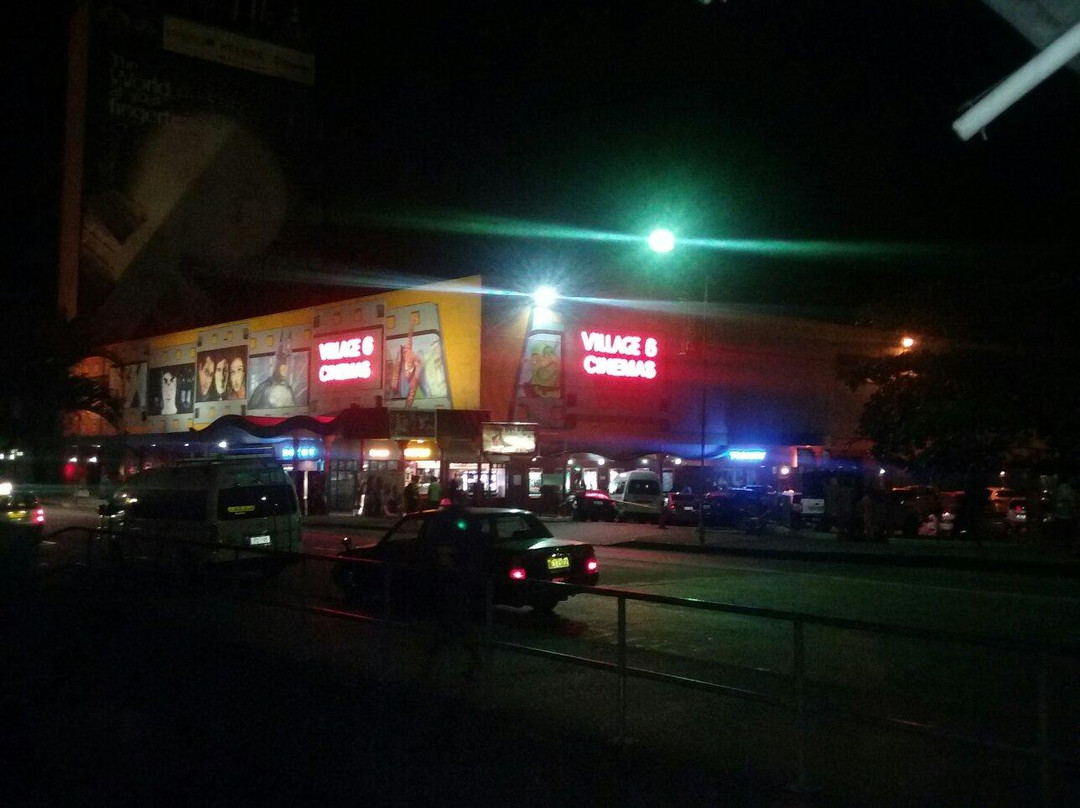 Village 6 Cinemas-苏瓦必去景点