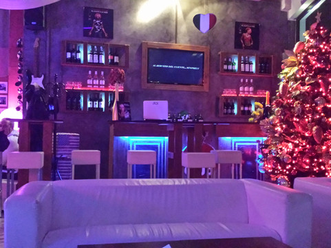 BIG APPLE CAFE'-Caravaggio必去景点