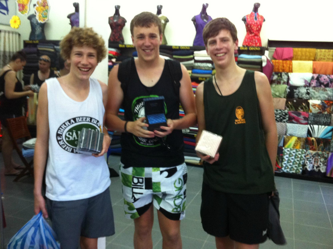 Blue Gecko Cloth Shop-会安必去景点