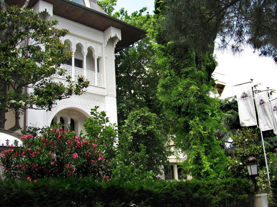 Roffe Bath-雅尔达必去景点