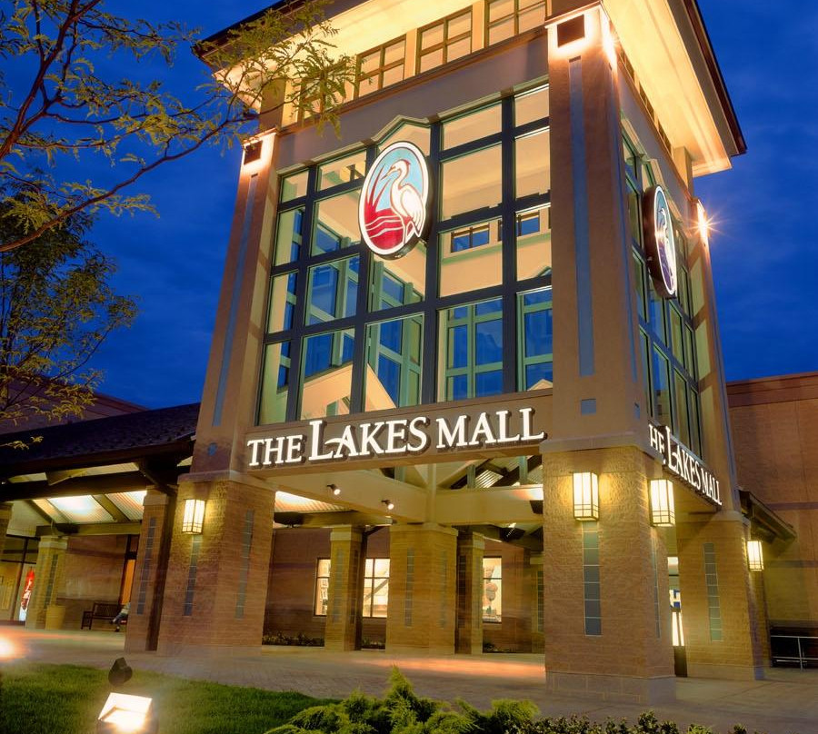 The Lakes Mall景点图片