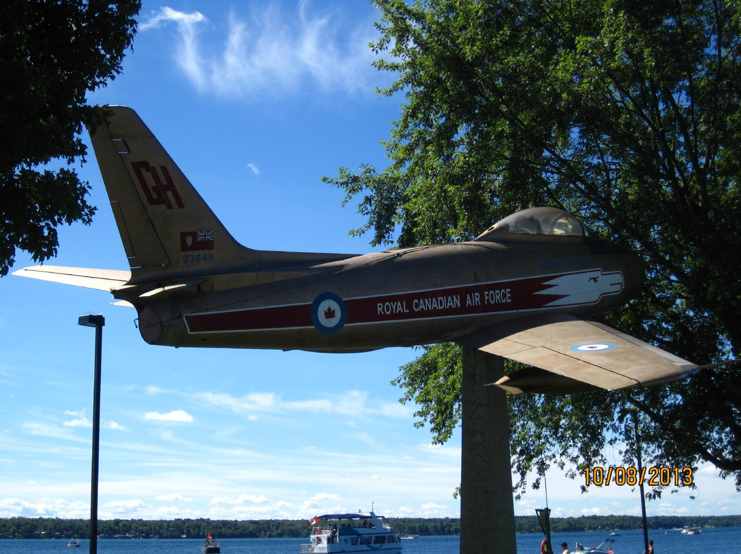 Golden Hawk CF-86 Sabre Jet景点图片