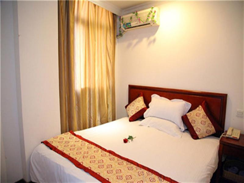 格林豪泰上海赤峰路地铁站商务酒店主图