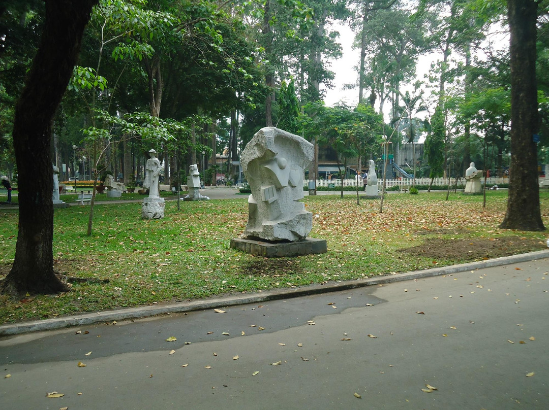 骚坛公园-胡志明市必去景点