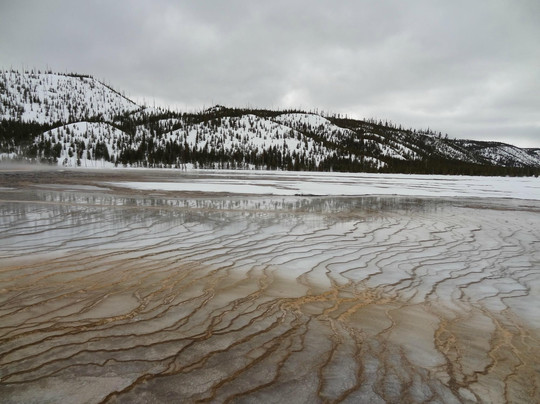 Yellowstone Tour Guides - Day Trips-西黄石镇必去景点