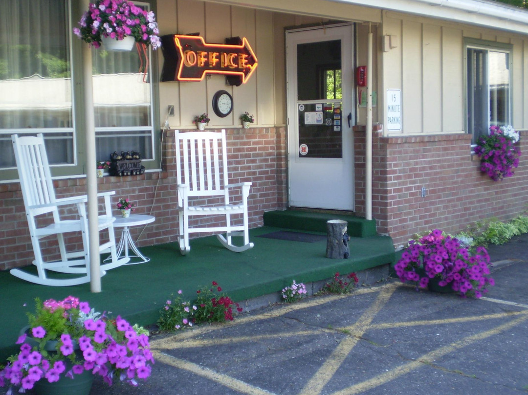 Copper Country Inn主图