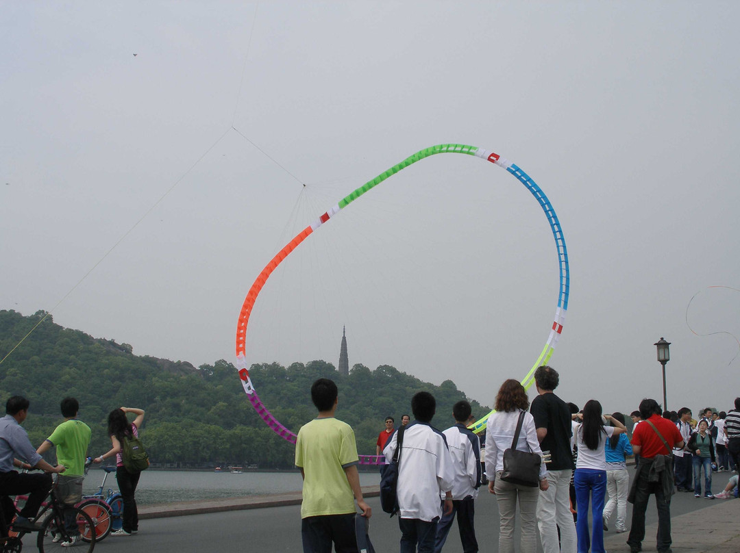 白堤-杭州市必去景点