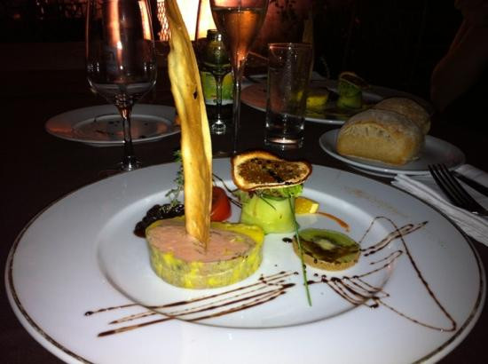 伊萨博瑙汉城堡酒店主图