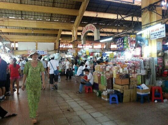滨城市场-胡志明市必去景点
