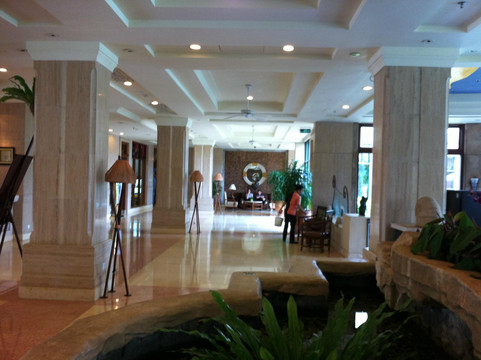 皇冠滨海温泉酒店主图