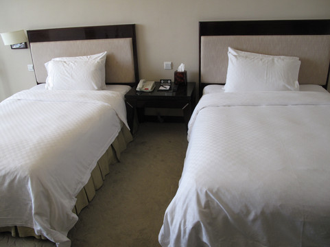 海口天佑大酒店（西海岸假日海滩）主图