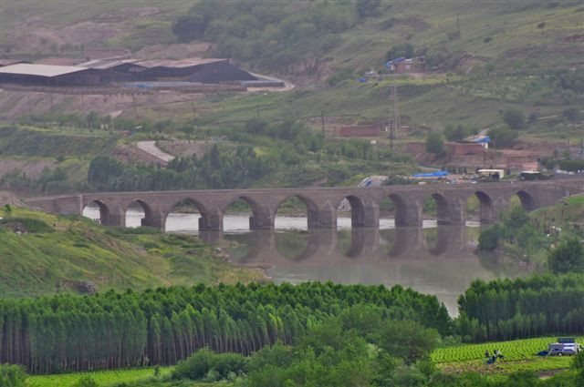 Hasankeyf Eski Köprü-Diyarbakir必去景点