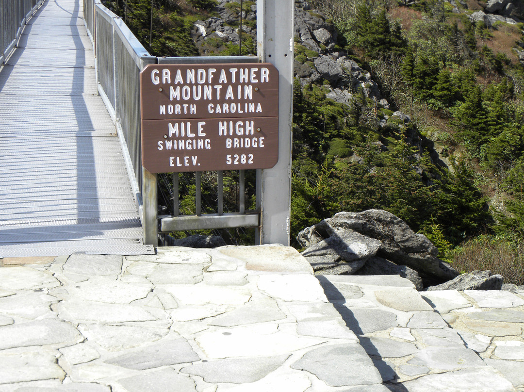 Grandfather Mountain景点图片