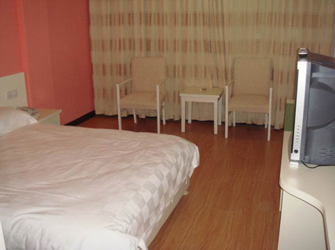 汉庭酒店(杭州西湖文化广场地铁站)-客卧