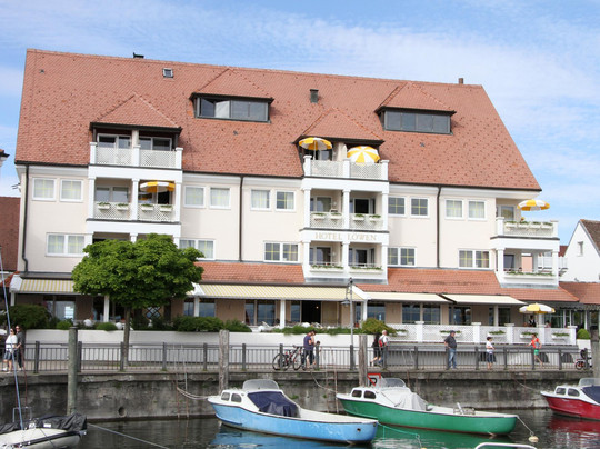 Langenargen餐馆和美食-Loewen