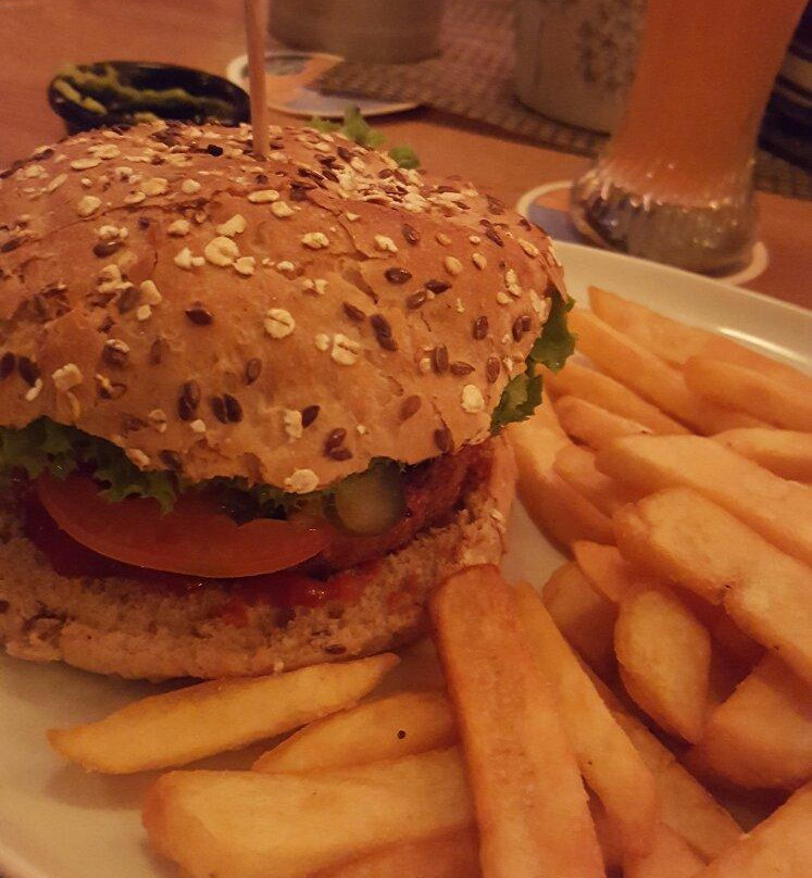 BARBQ Restaurant & Bar