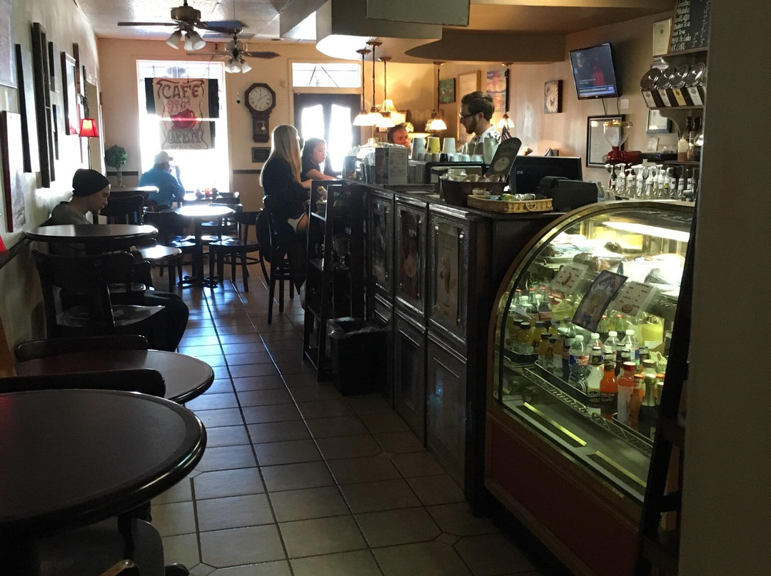 Bay City餐馆和美食-Main Street Coffee Bar